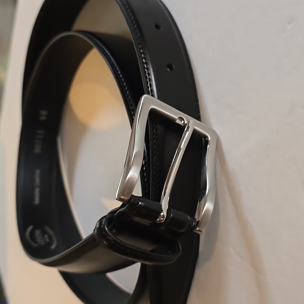 Lejon Mens Black leather Silver Buckle luxury Belt New! Sz.46
